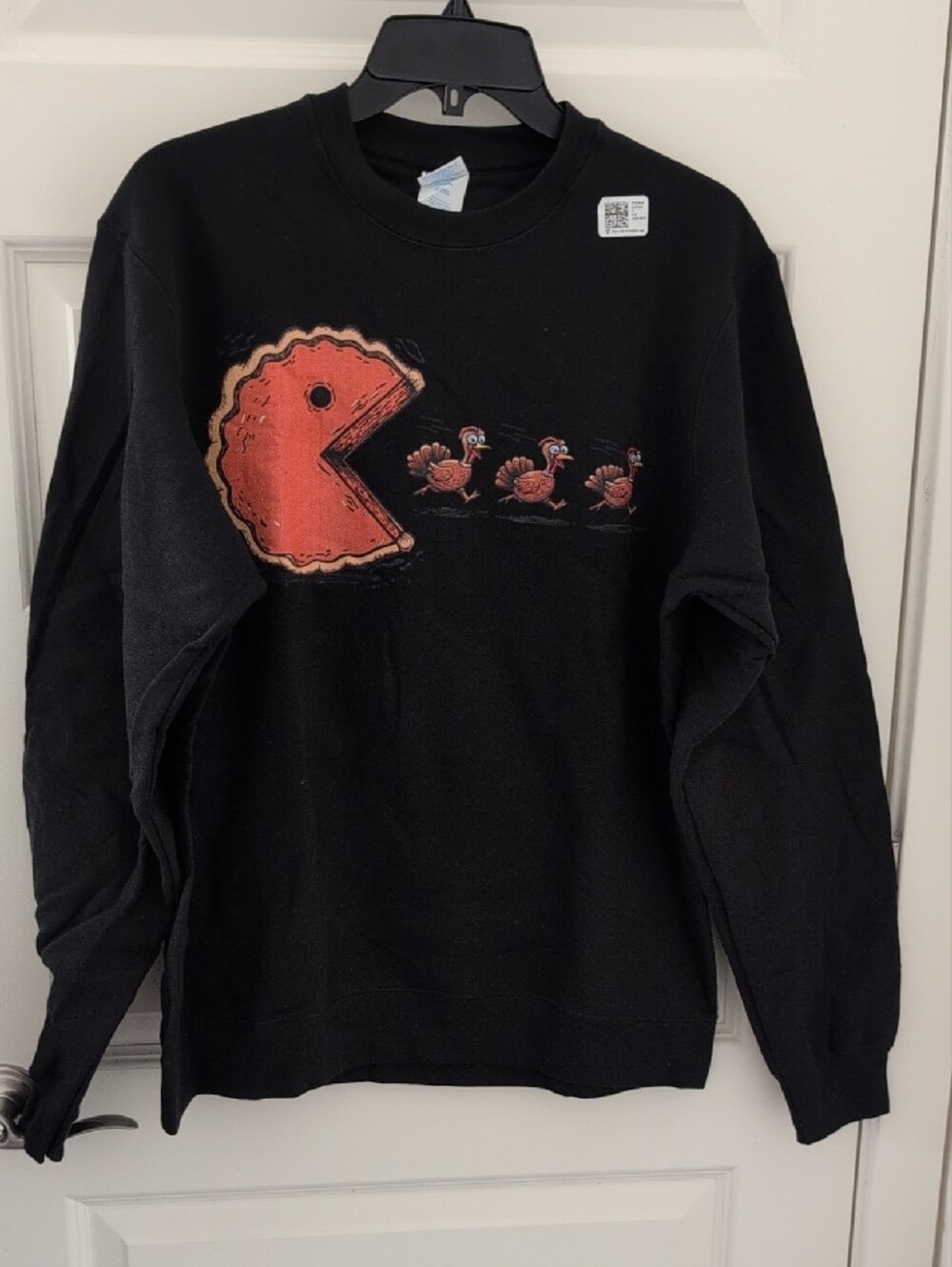 Thanksgiving Graphic Sweatshirt Pac Man Pie Chasing Turkeys Black Size Medium - Picture 2 of 9